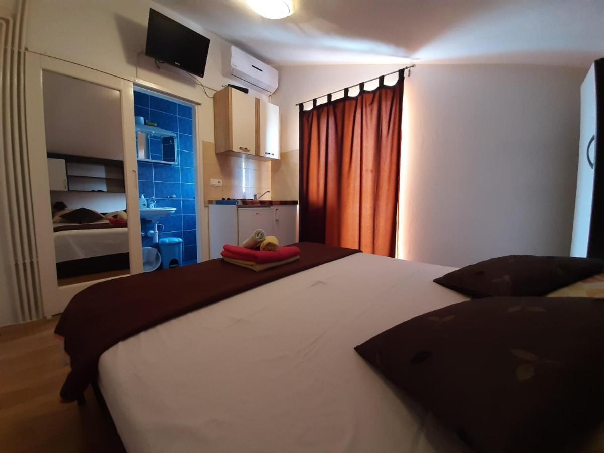 וודיצה Apartments & Rooms Milena מראה חיצוני תמונה