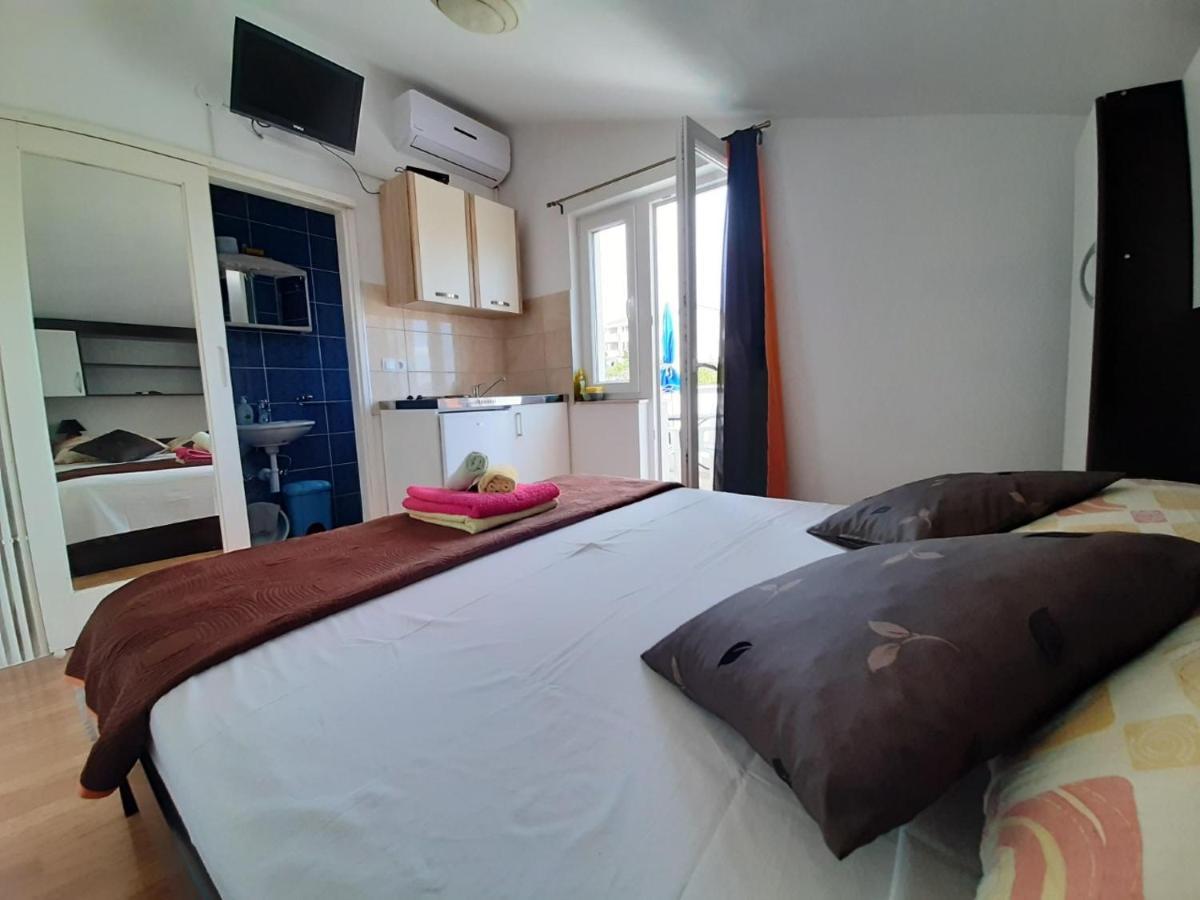 וודיצה Apartments & Rooms Milena מראה חיצוני תמונה