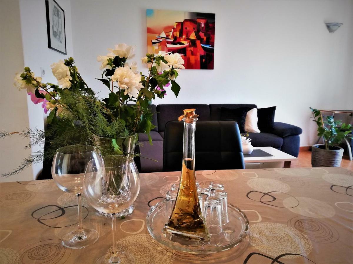 וודיצה Apartments & Rooms Milena מראה חיצוני תמונה