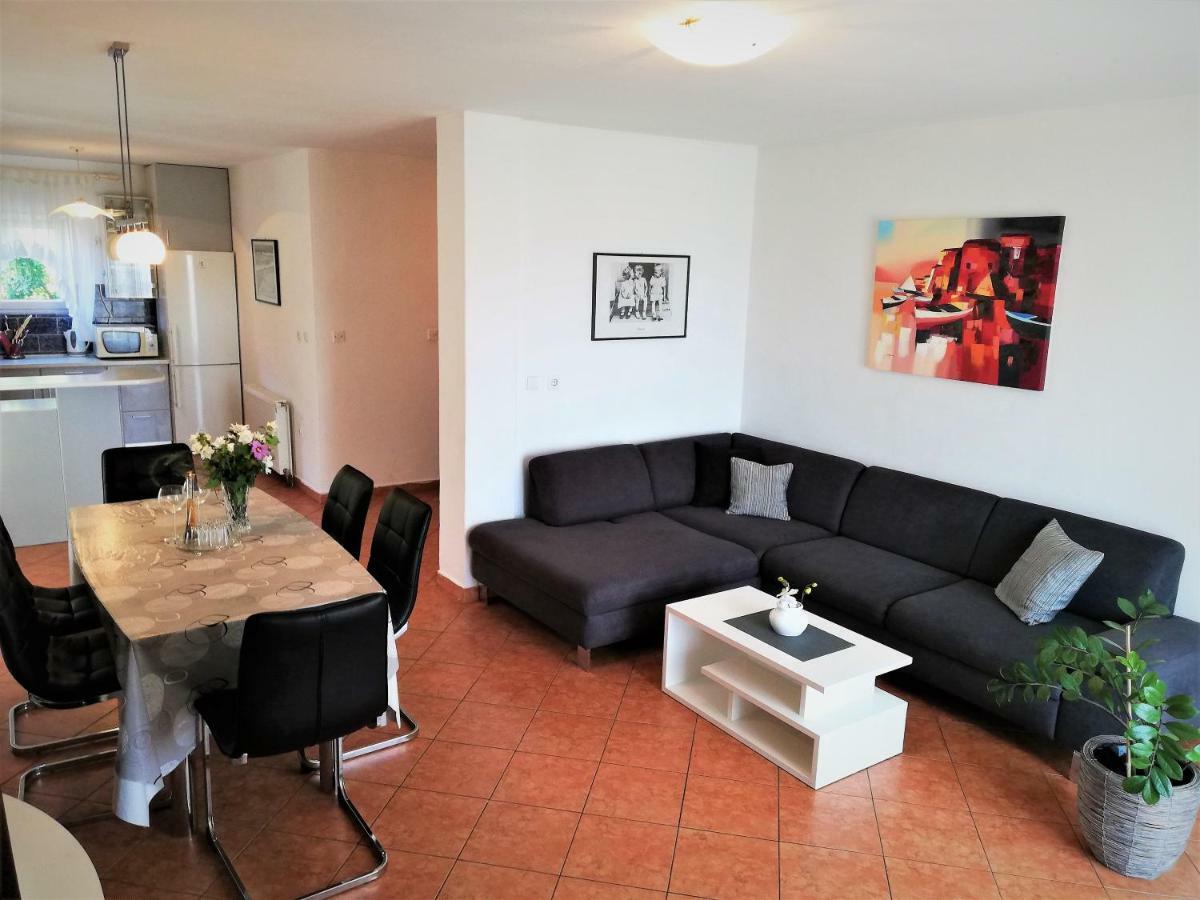 וודיצה Apartments & Rooms Milena מראה חיצוני תמונה